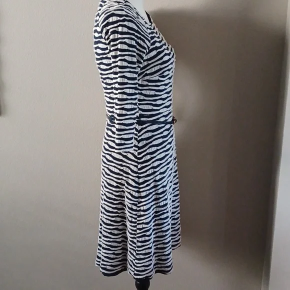 ECI NEW YORK Dress - Picture 4 of 14